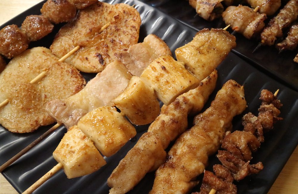 [台中]大里 平價串燒推薦 南部口味燒肉魯肉飯 赤燒燒烤