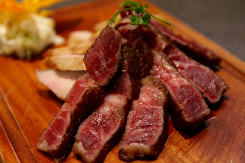 [台北]忠孝敦化 熟成牛排約會推薦osteria-Rossa-紅點熟成肉餐廳