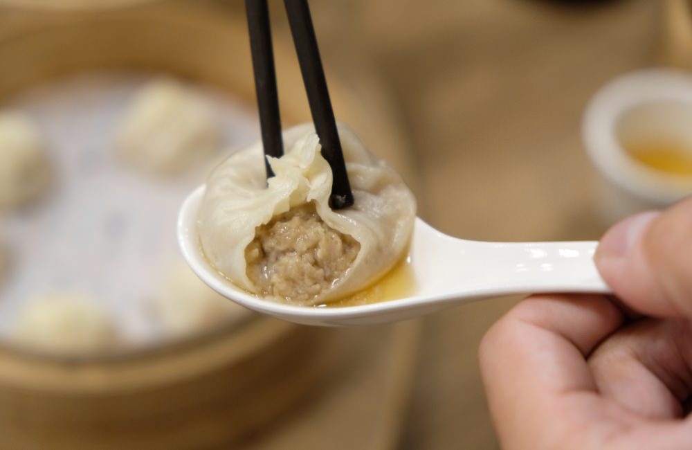 [台南]東區家庭聚餐推薦 滬品上海湯包 多汁鮮美的小籠湯包(附設停車場)