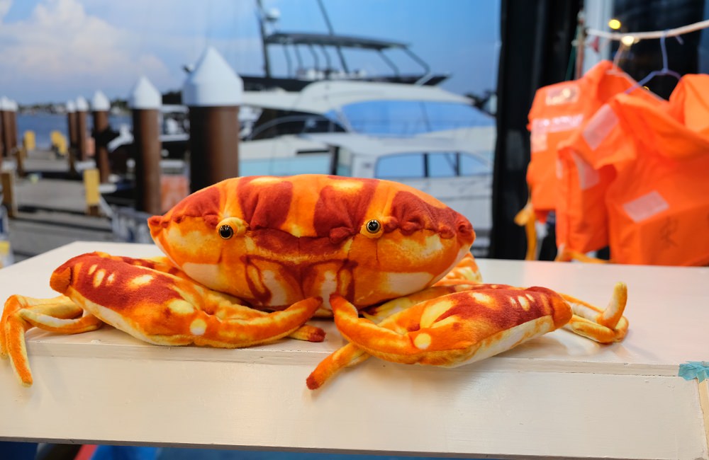[台南]安平 貨櫃碼頭海鮮主題餐廳 台南海鮮餐廳手抓海鮮桶