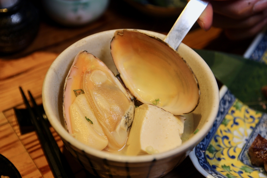 台北無菜單推薦 微風建一食堂 超新鮮生魚片燒烤 物超所值好驚艷