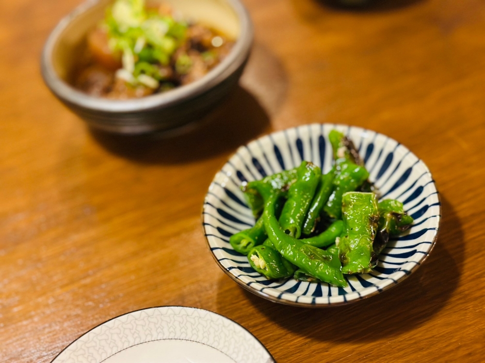 台南宵夜「火気酒場」生啤 下酒菜 日式串燒好吃推薦｜職人燒き鳥Yakitori隔壁｜一次吃兩家