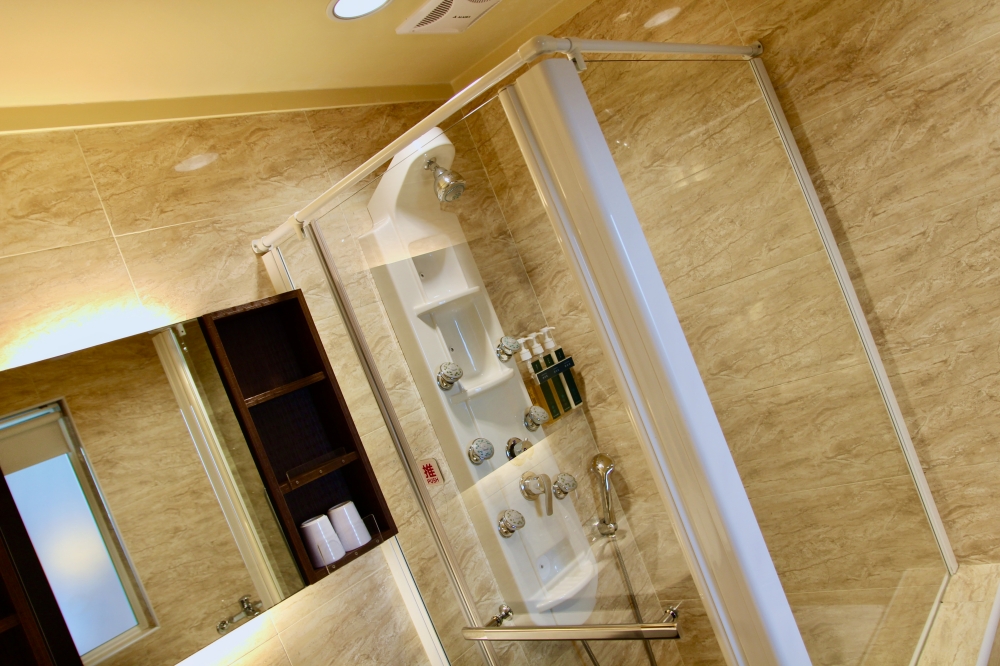 高雄住宿【康橋商旅-光榮碼頭館】好吃早餐點心宵夜 舒適乾淨推薦