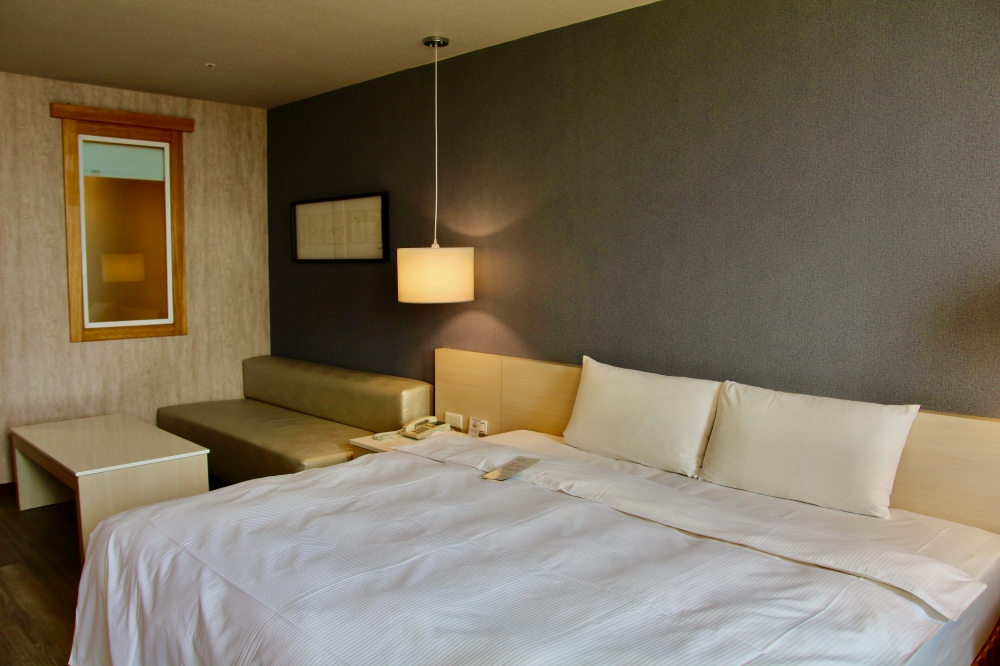 高雄住宿【康橋商旅-光榮碼頭館】好吃早餐點心宵夜 舒適乾淨推薦