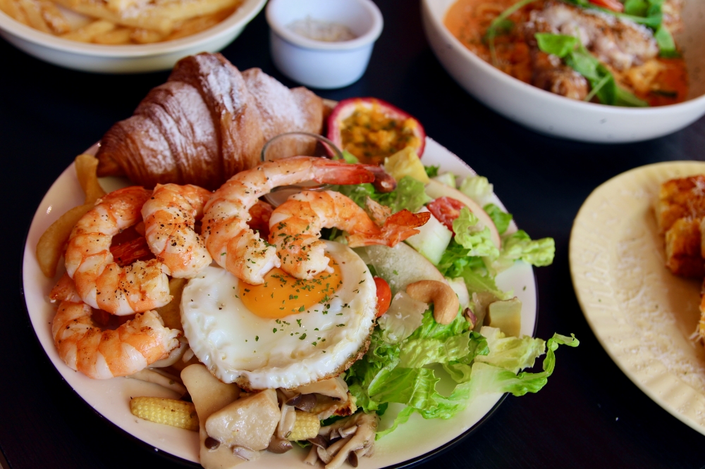 台中早午餐【嶼里With You】義大利麵早午餐好吃推薦｜排隊人氣店記得訂位～