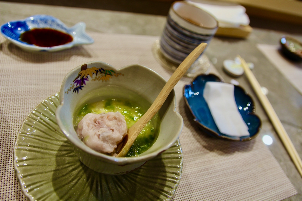 台中無菜單日本料理【鮨初 割烹】預約制 慶生約會推薦餐廳 網路很紅的哈密瓜蛋糕就是這家