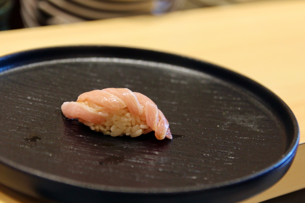 台中無菜單日本料理【鮨初 割烹】預約制 慶生約會推薦餐廳 網路很紅的哈密瓜蛋糕就是這家