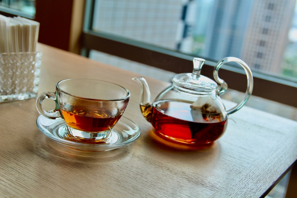 高雄THE AMNIS然一酒店(原:高雄晶英)28樓雲垂樓餐廳下午茶開箱｜好吃推薦