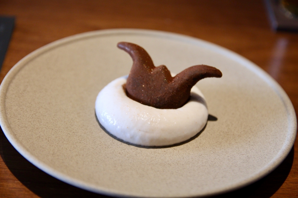 HUGH dessert dining 米其林推薦【人生必吃甜點】每次吃都好驚艷喜歡|預約制|秋季菜單 HUGH dessert dining 米其林推薦【人生必吃甜點】每次吃都好驚艷喜歡|預約制|秋季菜單