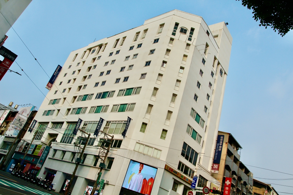 碧根逢甲酒店】逢甲夜市住宿推薦 房間乾淨舒適 親子家庭旅行 早餐用心好吃