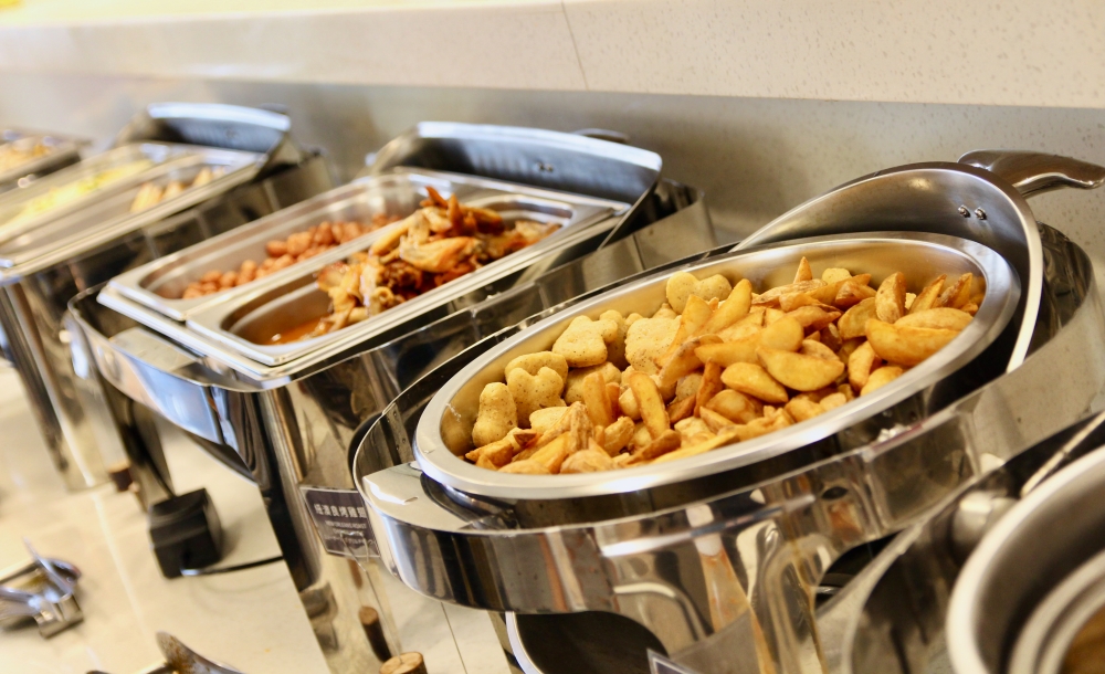 碧根逢甲酒店】逢甲夜市住宿推薦 房間乾淨舒適 親子家庭旅行 早餐用心好吃