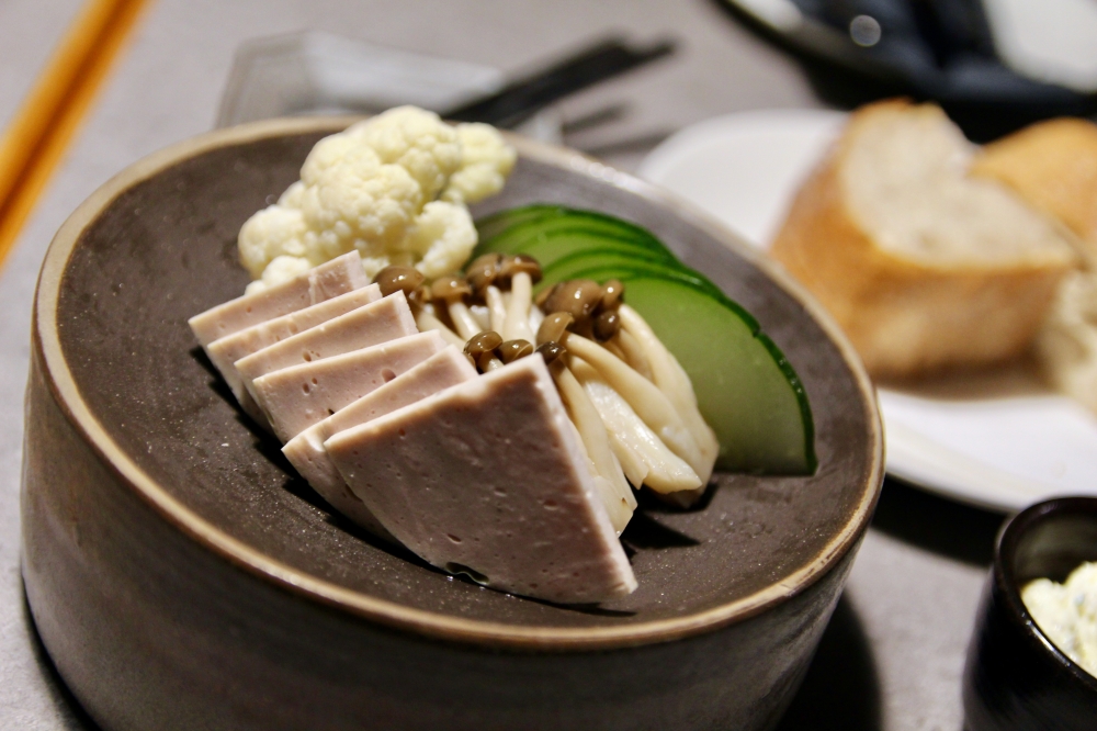 台南東區餐酒館【飽肚_baodu】東南亞風味料理｜新店快報