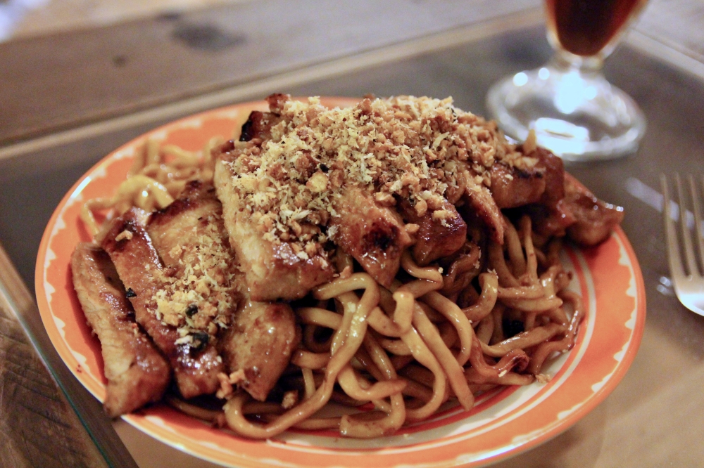 台南晚餐推薦【烹書】每週更換菜單的暖心食堂 有港式、甜點、飲料、各國料理都可以吃得到 台南晚餐推薦【烹書】每週更換菜單的暖心食堂 有港式、甜點、飲料、各國料理都可以吃得到