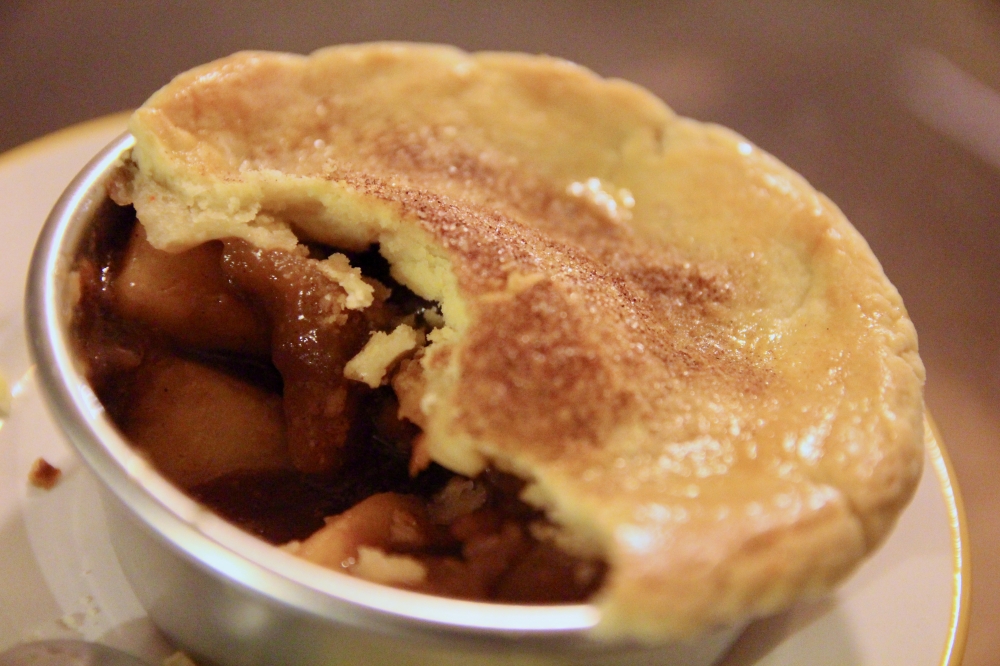 台南晚餐推薦【烹書】每週更換菜單的暖心食堂 有港式、甜點、飲料、各國料理都可以吃得到 台南晚餐推薦【烹書】每週更換菜單的暖心食堂 有港式、甜點、飲料、各國料理都可以吃得到