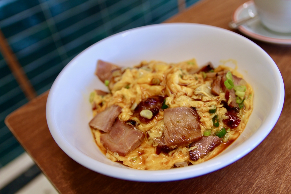 台南港式【來結氷廳Lai Ja】冰火菠蘿好吃推薦！沙爹牛、叉燒好好味