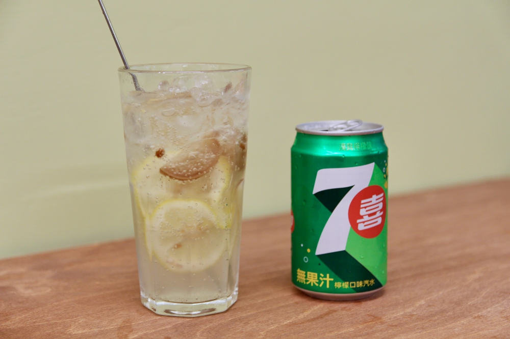 台南港式【來結氷廳Lai Ja】冰火菠蘿好吃推薦！沙爹牛、叉燒好好味