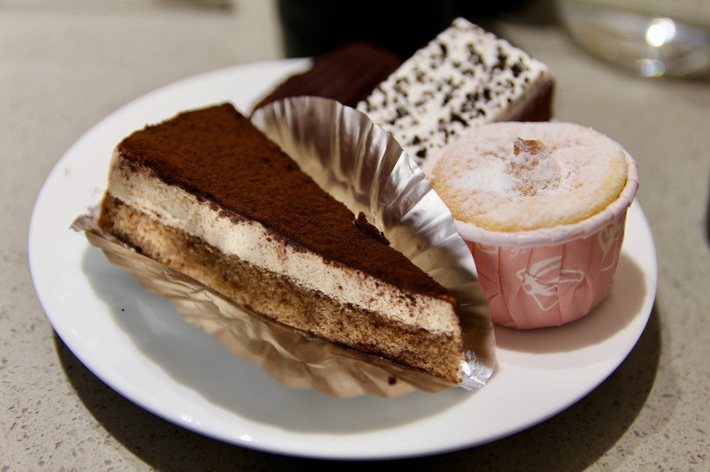 【台南海底撈focus店】甜點吃到飽自助吧$199/$299平日限定活動11:00~17:00 【台南海底撈focus店】甜點吃到飽自助吧$199/$299平日限定活動11:00~17:00