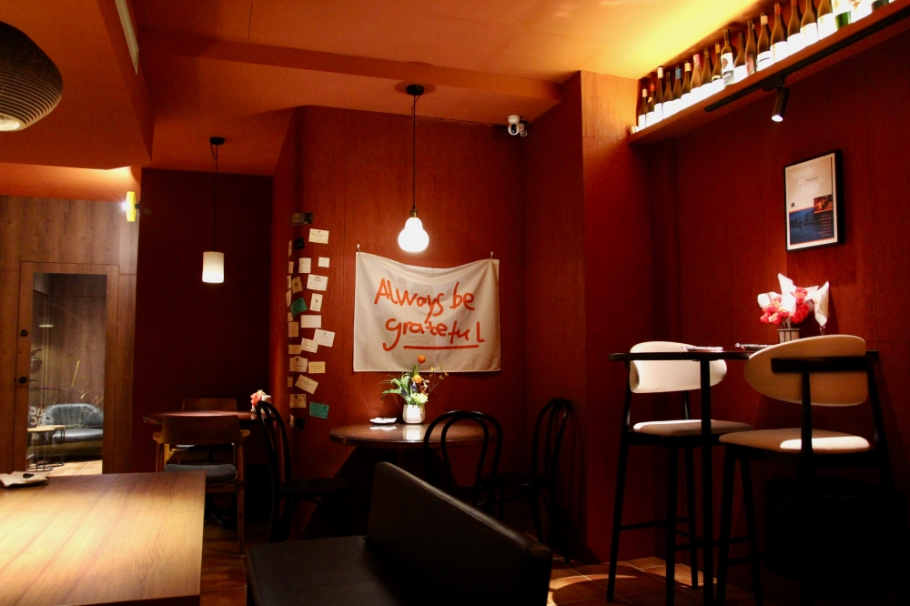 FOUFOU餐酒館】台南約會推薦餐廳 愛喝酒的好去處 食物用心好吃 紅白酒餐搭