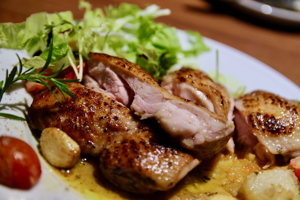 FOUFOU餐酒館】台南約會推薦餐廳 愛喝酒的好去處 食物用心好吃 紅白酒餐搭