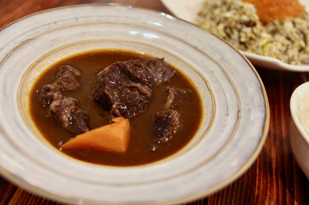 捲捲毛食堂2.0搬遷後華麗回歸｜食物依舊好吃｜台南深夜食堂、甜點