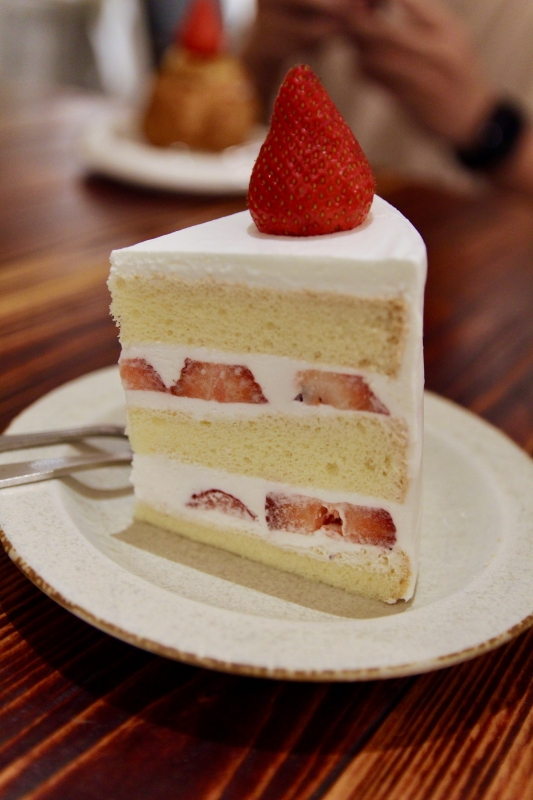 捲捲毛食堂2.0搬遷後華麗回歸｜食物依舊好吃｜台南深夜食堂、甜點