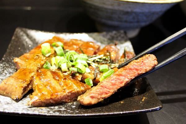[台北]板橋丼飯 致理科大校園美食｜學生價位料好實在 極幻燒肉弁当