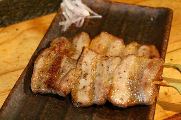 [台北]忠孝復興居酒屋串燒|日式烤物|專賣雞肉料理|食材新鮮美味 手串本舖