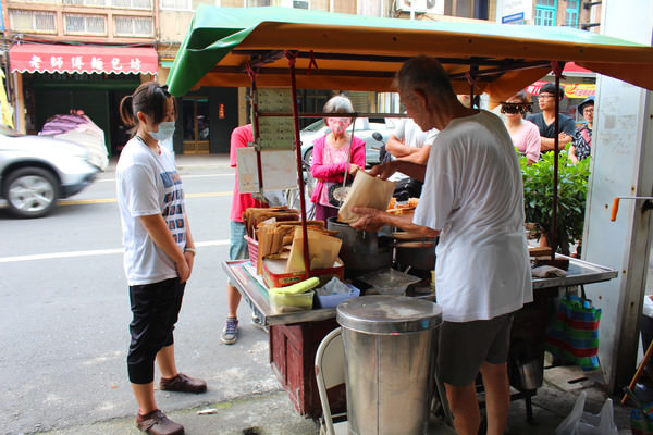 [台南]鹽水阿公的古早味雞蛋糕 鹽水碳火烤雞蛋糕