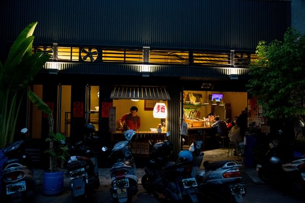 [台南]中西區 老店新意 在地人才知道的傳統溫暖麵館 小丰川