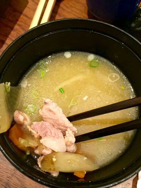 [台南]中西區 第一名的炸豬排 銀座杏子日式豬排-新光三越西門店B2美食街