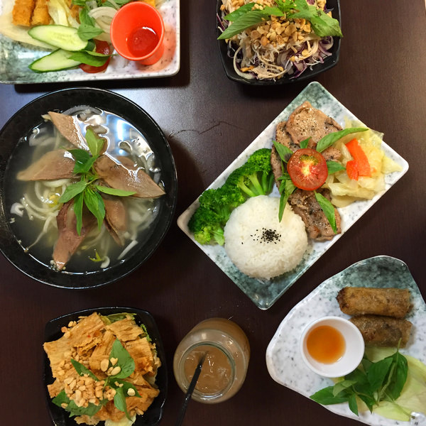 [台南]平價創意越南小吃 豬鼻子越式創意美食