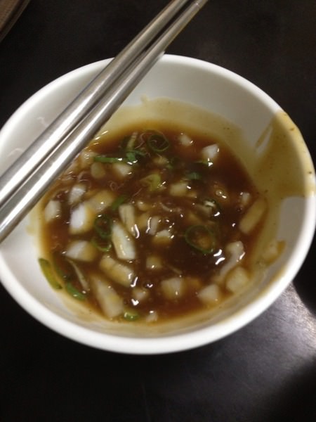 [台南]不用早起排隊也可以喝到美味的牛肉湯 台南東區美食 吳家牛肉湯