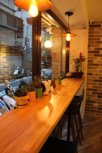 [台北]大安區 巷弄內的咖啡館 下午茶義大利麵燉飯 等一杯咖啡 迷上咖啡