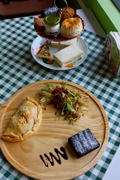 [台南]中西區 正統英式下午茶 超厲害的司康與布朗尼 Daisy's Tearoom